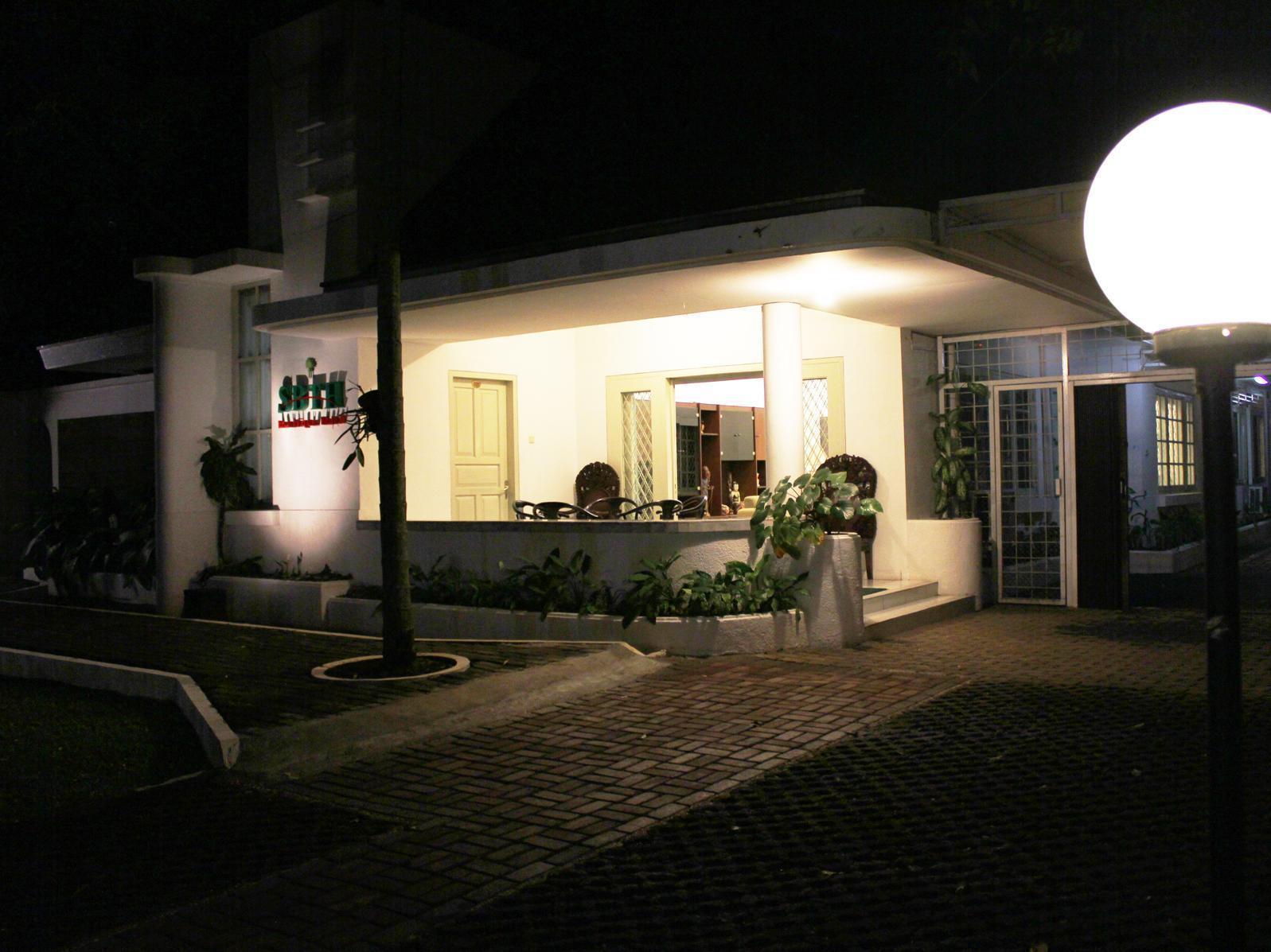 Sbth Boutique Atletik *